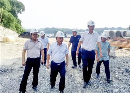 唐峰、何勇到桂東分公司項目開展2023年第二季度安全生產(chǎn)質(zhì)量綜合大檢查暨“圍墻內(nèi)圍墻外”和“以包代管”專項檢查